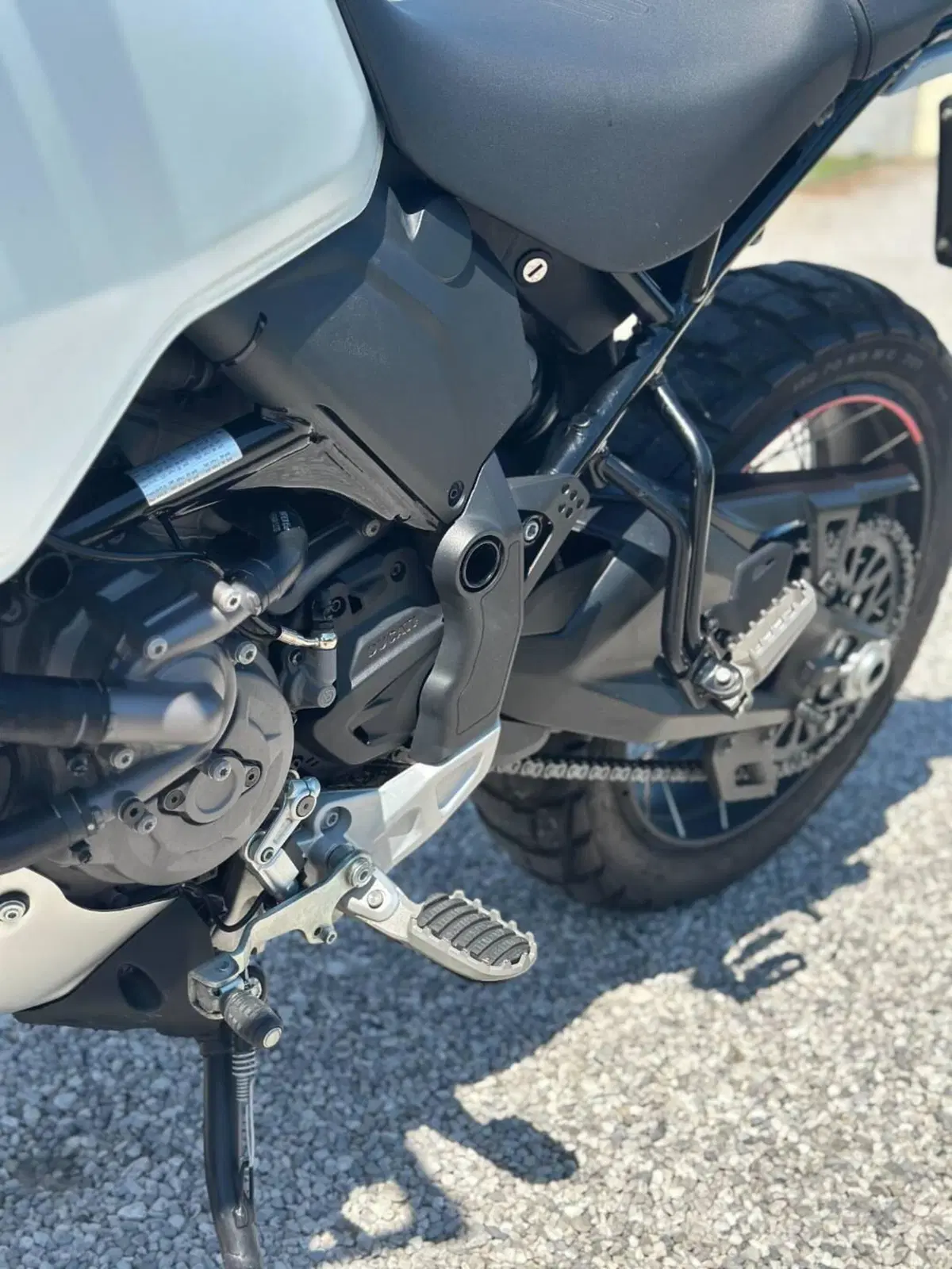 Ducati DesertX (2022 - 25) (19)