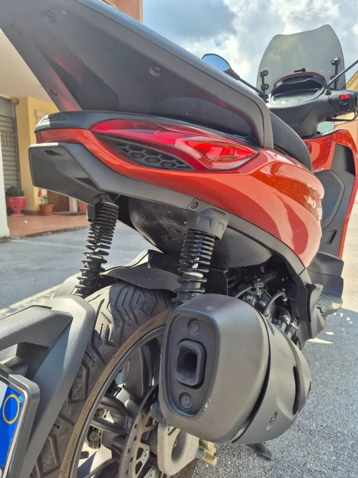 Piaggio Beverly 300 S ABS-ASR (2021 - 25) (9)
