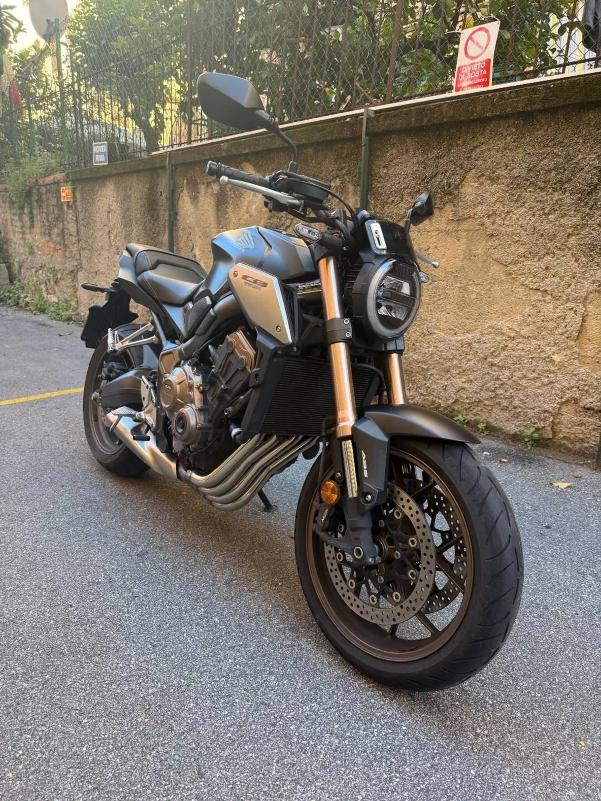 Honda CB 650 R (2021 - 23) (2)