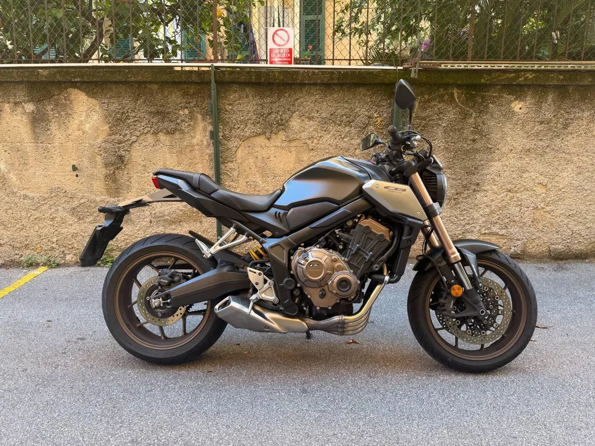 Honda CB 650 R (2021 - 23) (3)