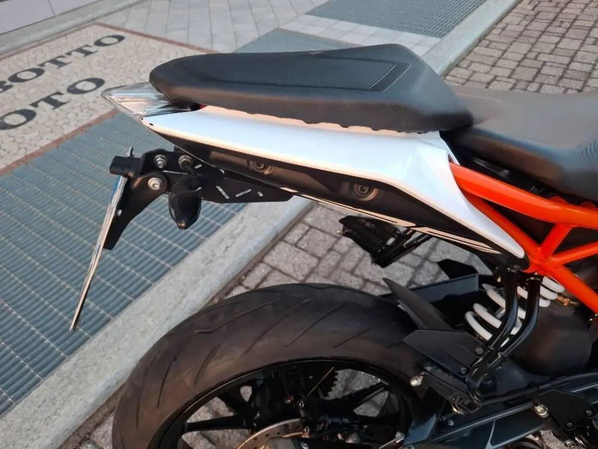 KTM 125 Duke ABS (2017 - 20) (4)