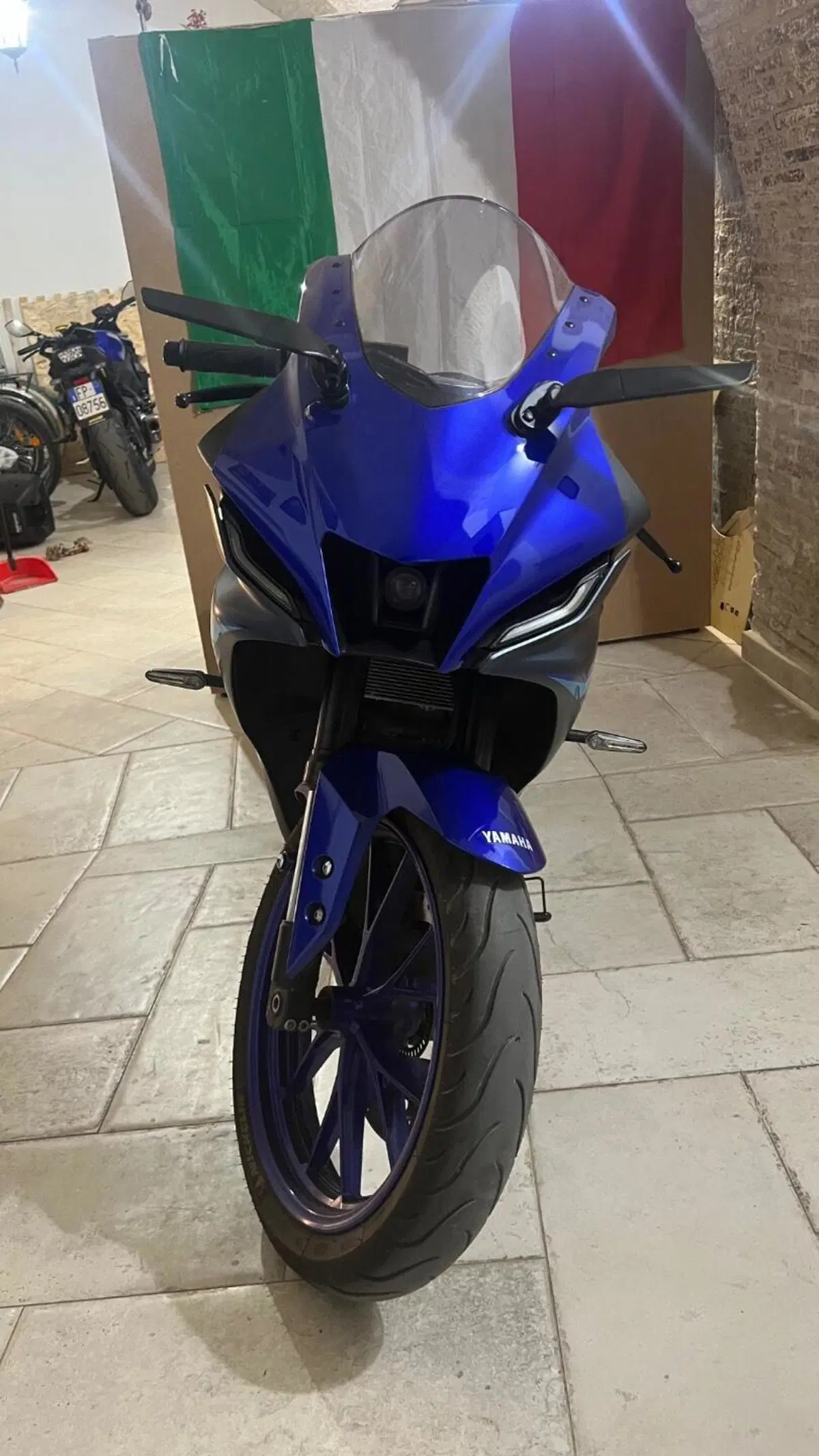 Yamaha YZF R125 (2023 - 26) (2)