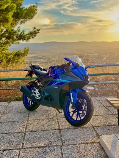Yamaha YZF R125 (2023 - 26) usata