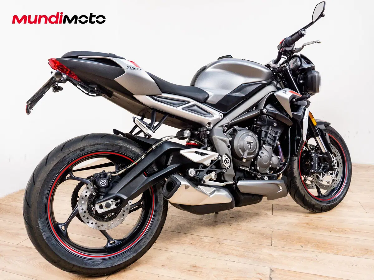 Triumph Street Triple 765 R (2023 - 26) (3)