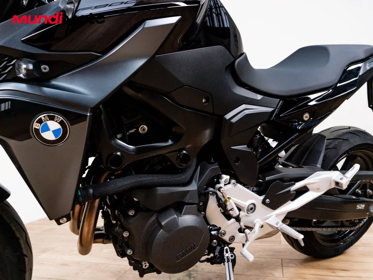 Bmw F 900 R (2025 - 27) (9)