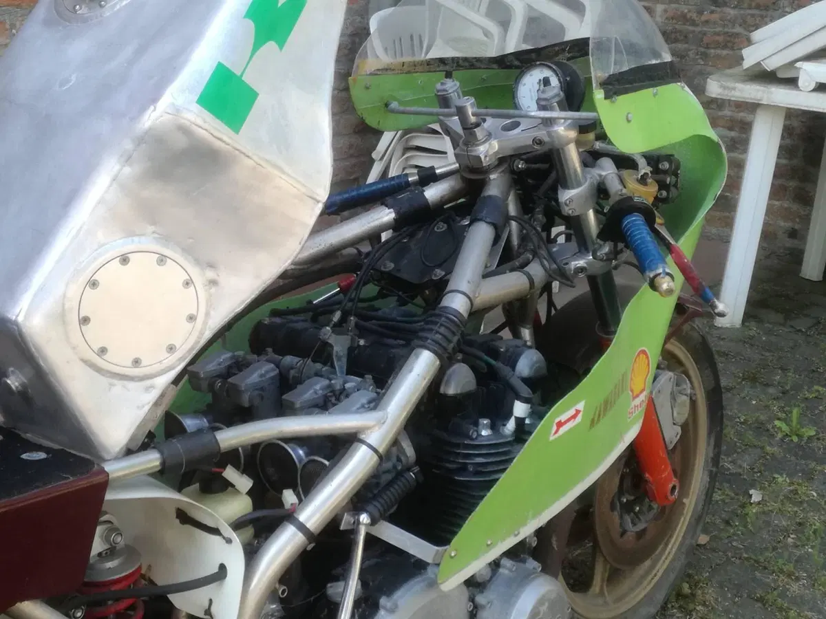 Kawasaki TT1 (2)