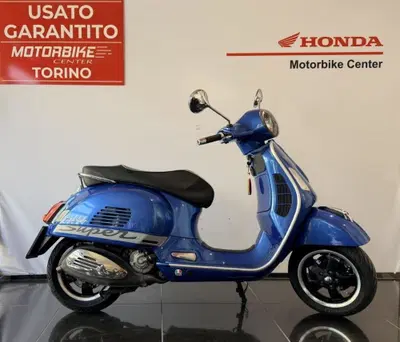 Vespa GTS 300 (2017 - 18) usata
