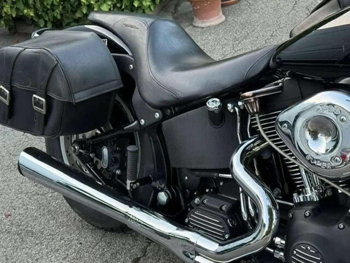 Harley-Davidson 1450 Night Train (1999 - 03) - FXSTB (18)