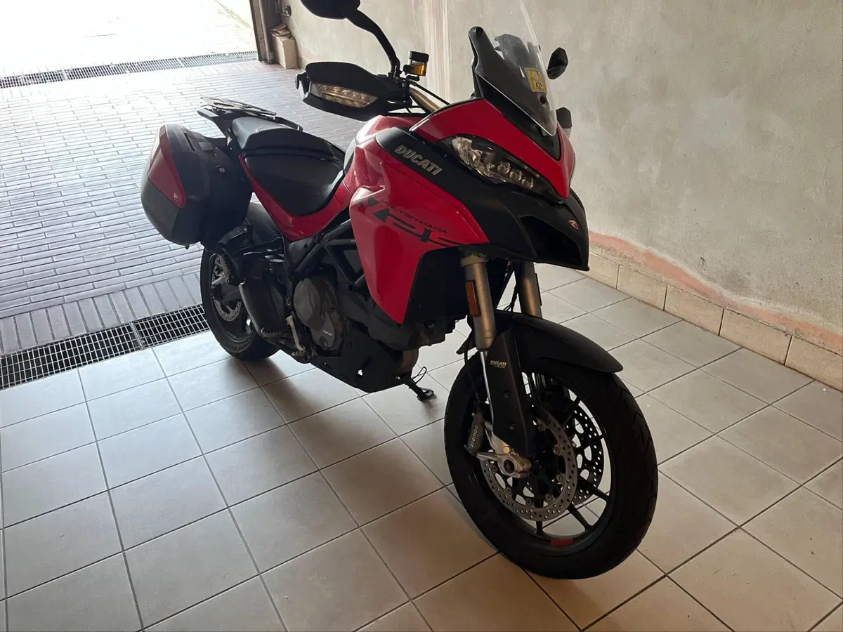 Ducati Multistrada V2 S (2022 - 24) (4)