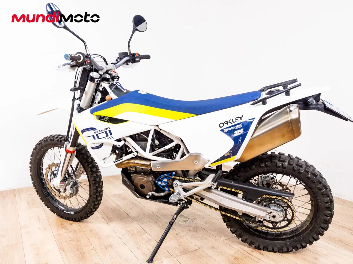 Husqvarna 701 Enduro (2016) (7)
