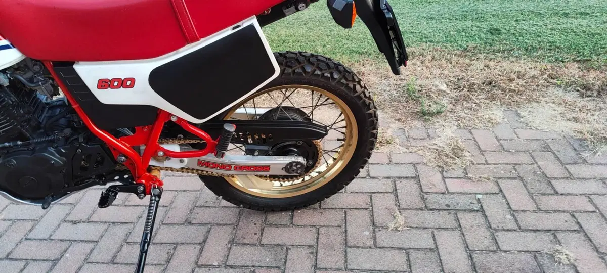 Yamaha xt 600 asi (7)