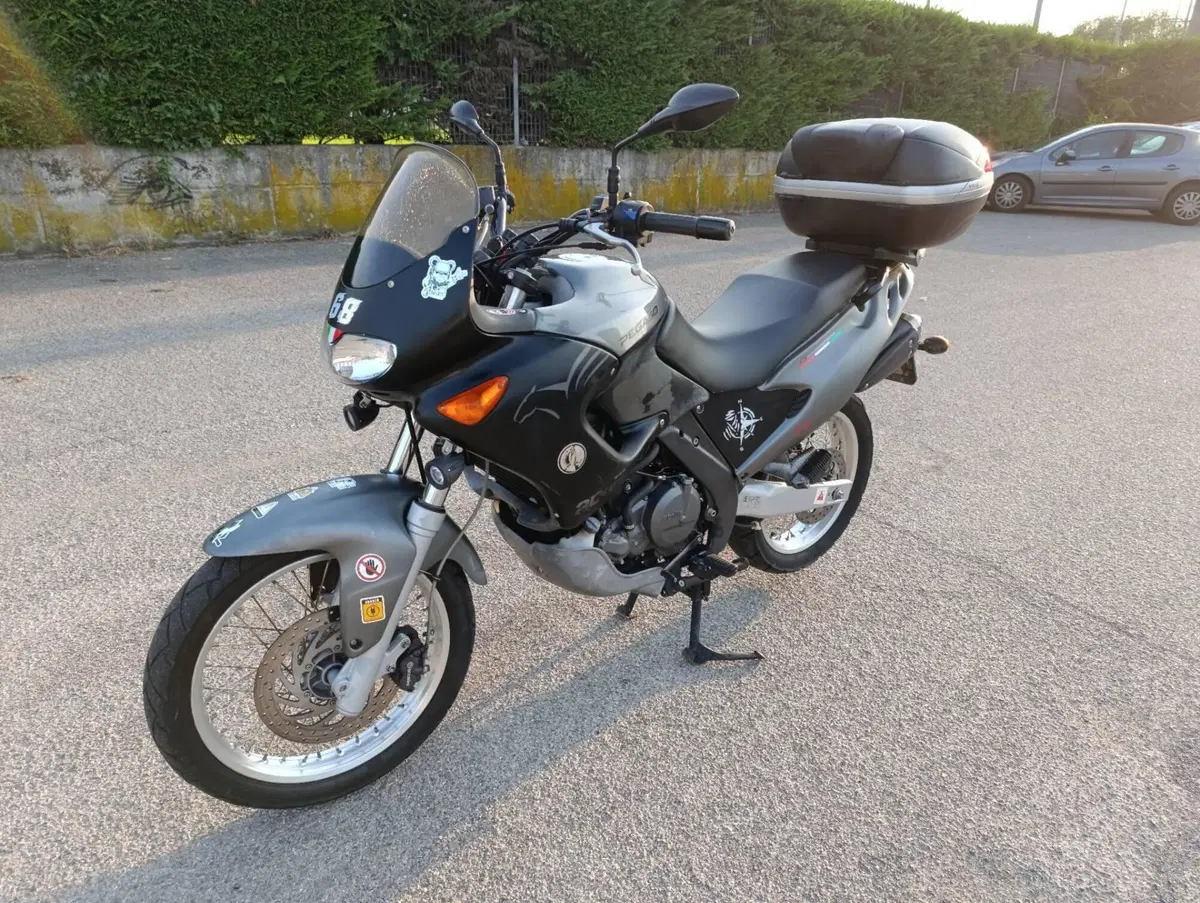 Aprilia Pegaso 650 IE (2003 - 04) (7)