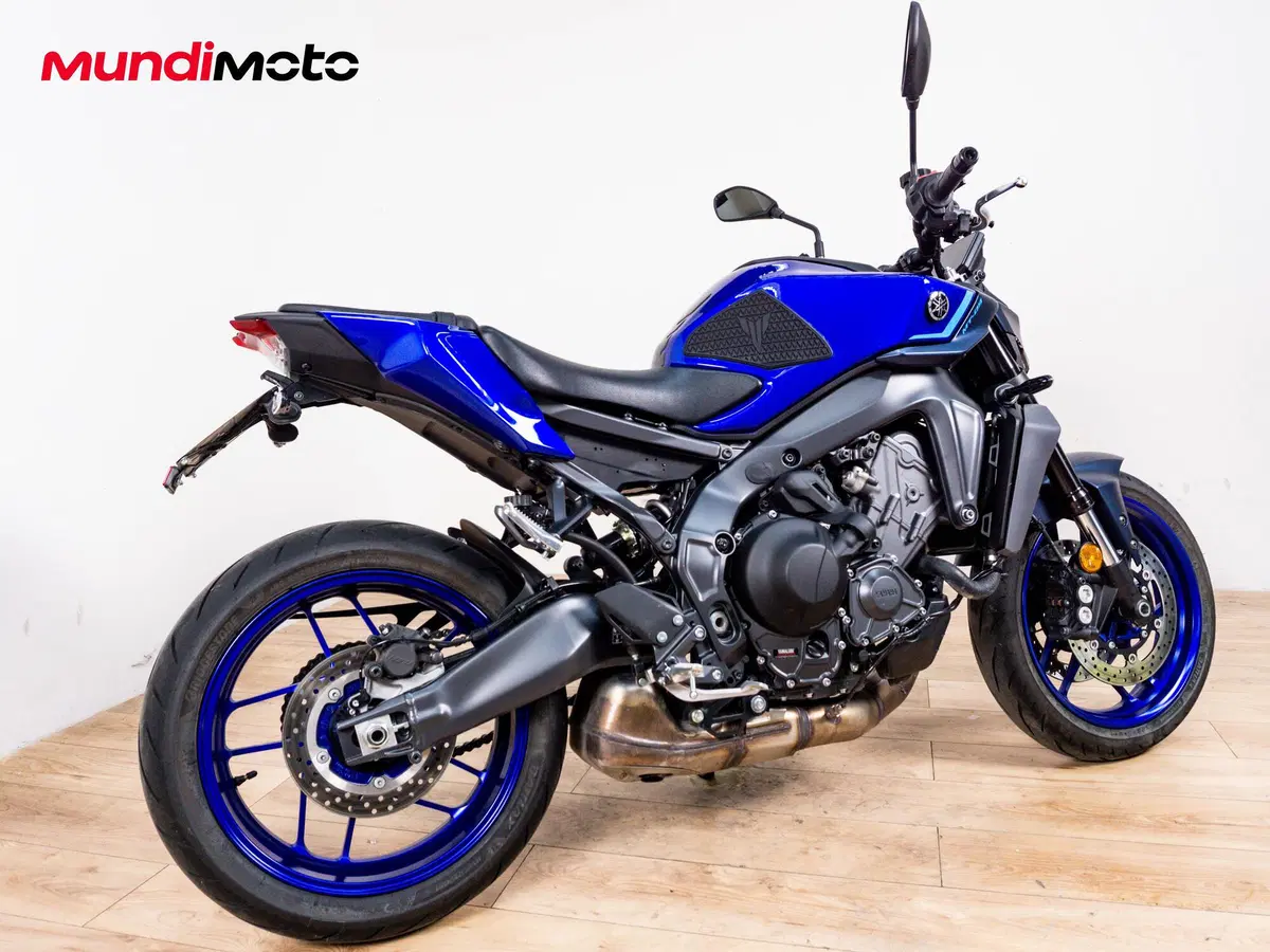 Yamaha MT-09 Y-AMT (2024 - 26) (3)