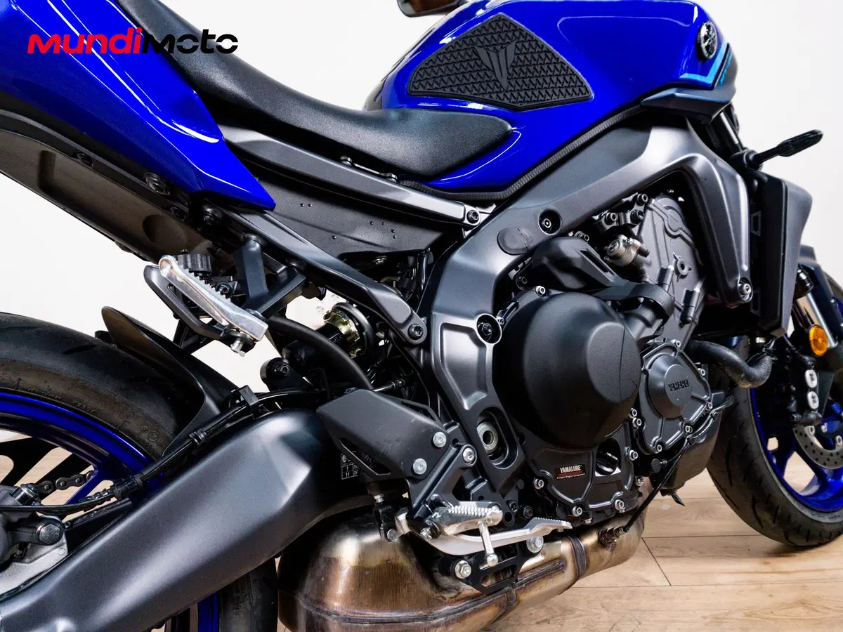 Yamaha MT-09 Y-AMT (2024 - 26) (4)
