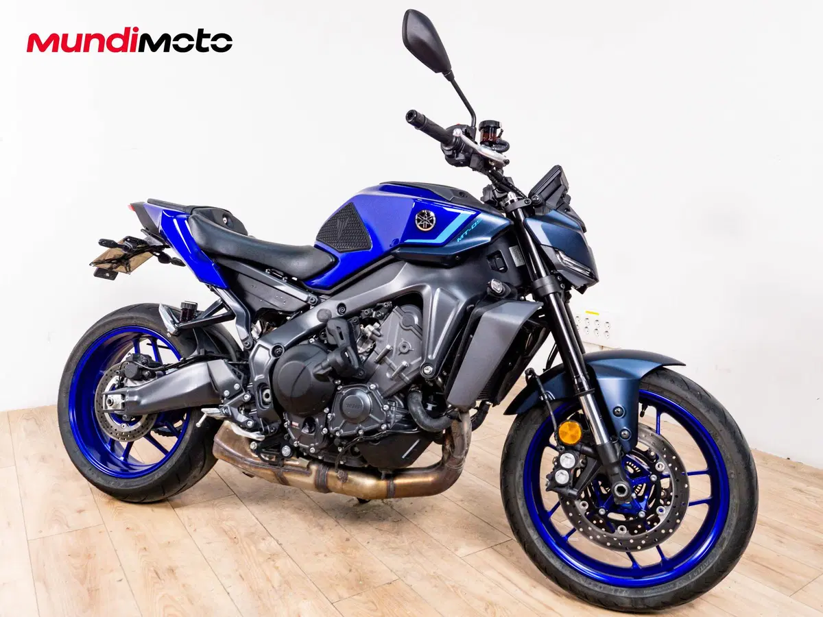 Yamaha MT-09 Y-AMT (2024 - 26) (2)