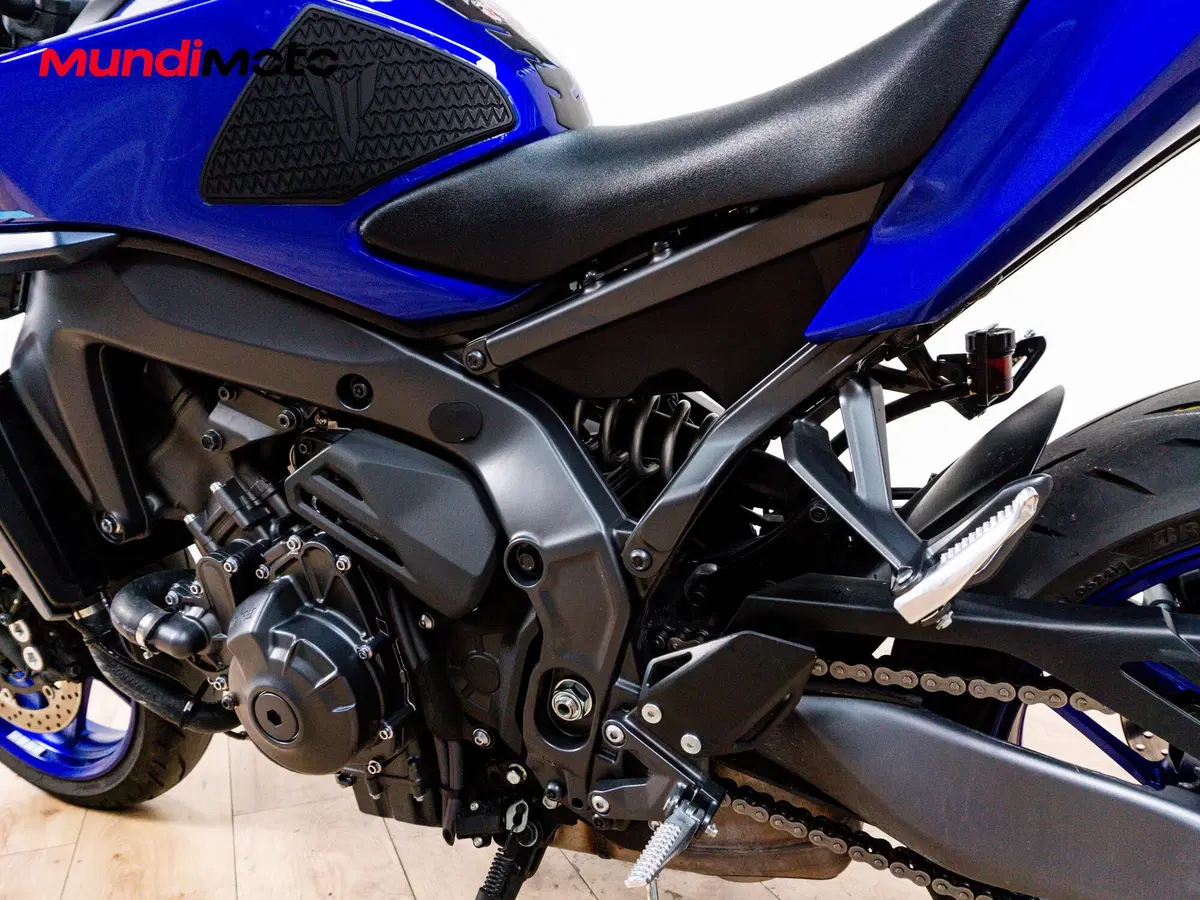 Yamaha MT-09 Y-AMT (2024 - 26) (10)