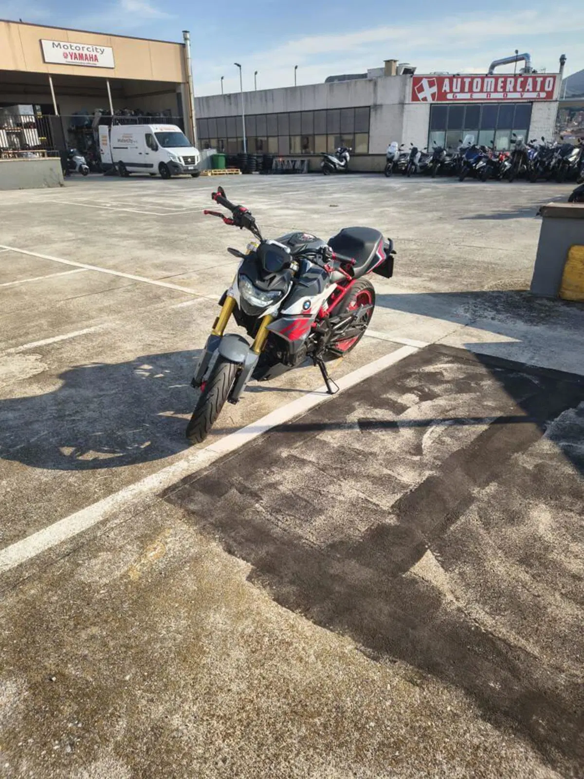 Bmw G 310 R (2021 - 25) (3)