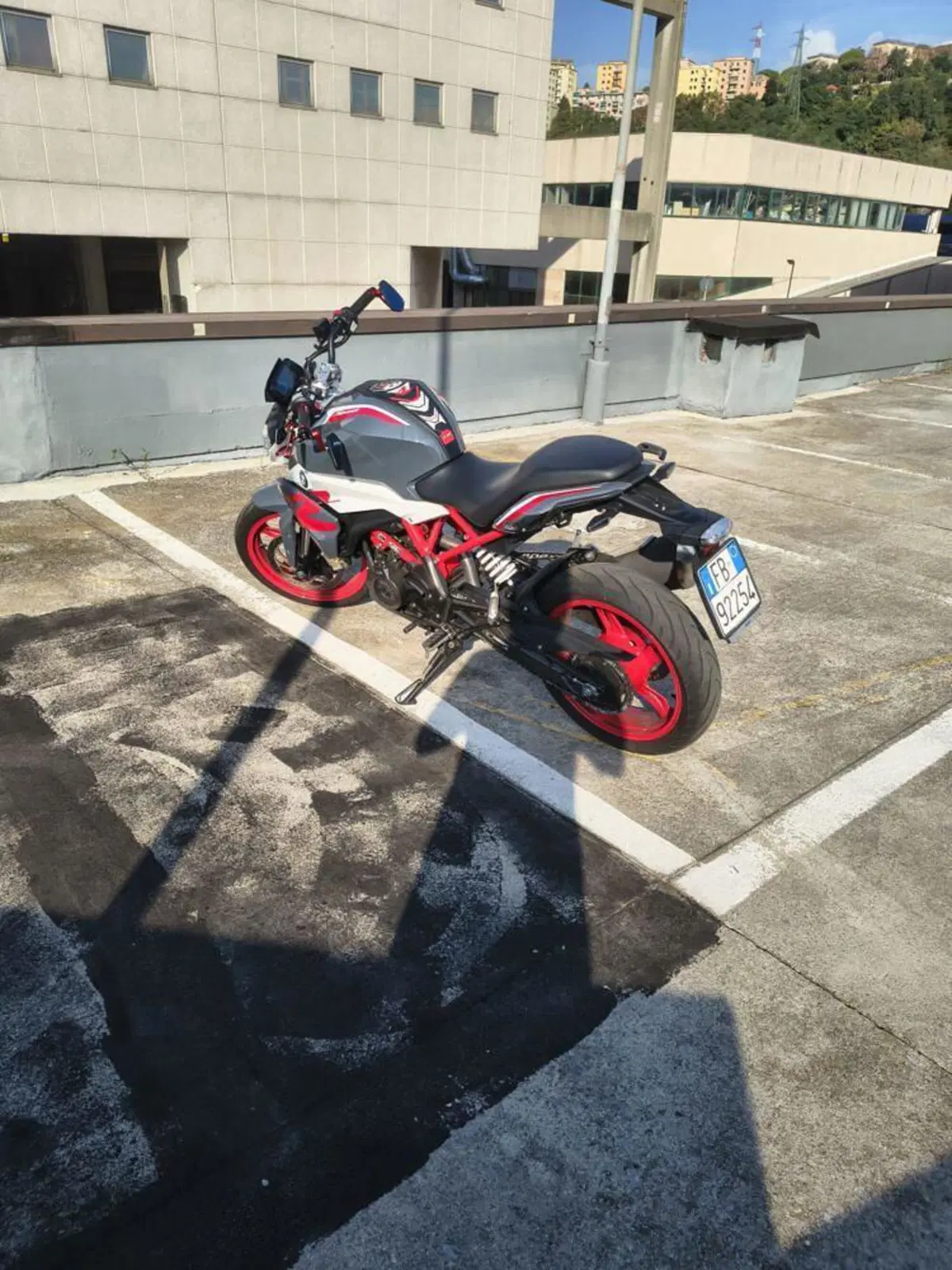 Bmw G 310 R (2021 - 25) (4)
