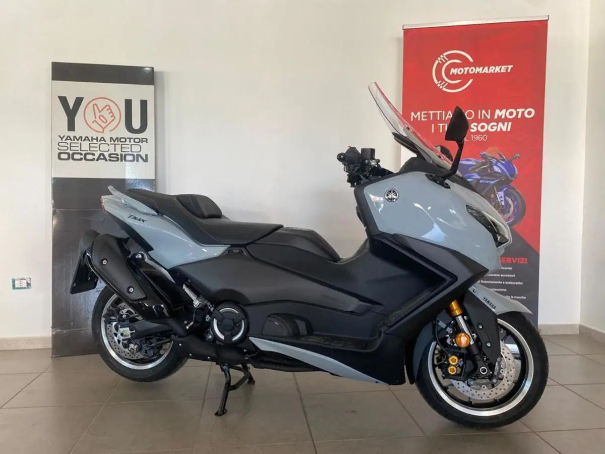 Yamaha T-Max 560 Tech Max (2025 - 26)