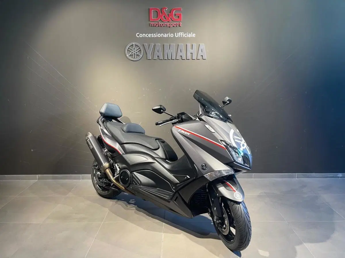 Yamaha T-Max 530 ABS (2015 - 17) (2)