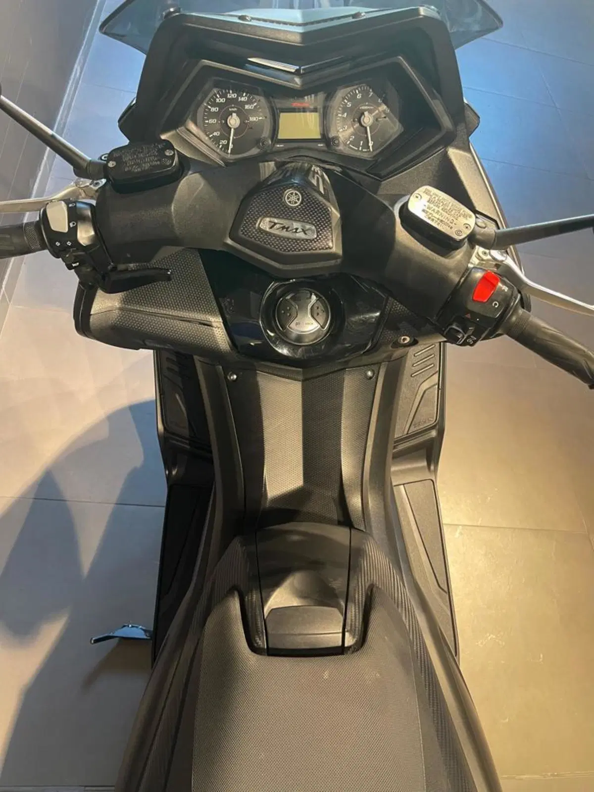 Yamaha T-Max 530 ABS (2015 - 17) (5)