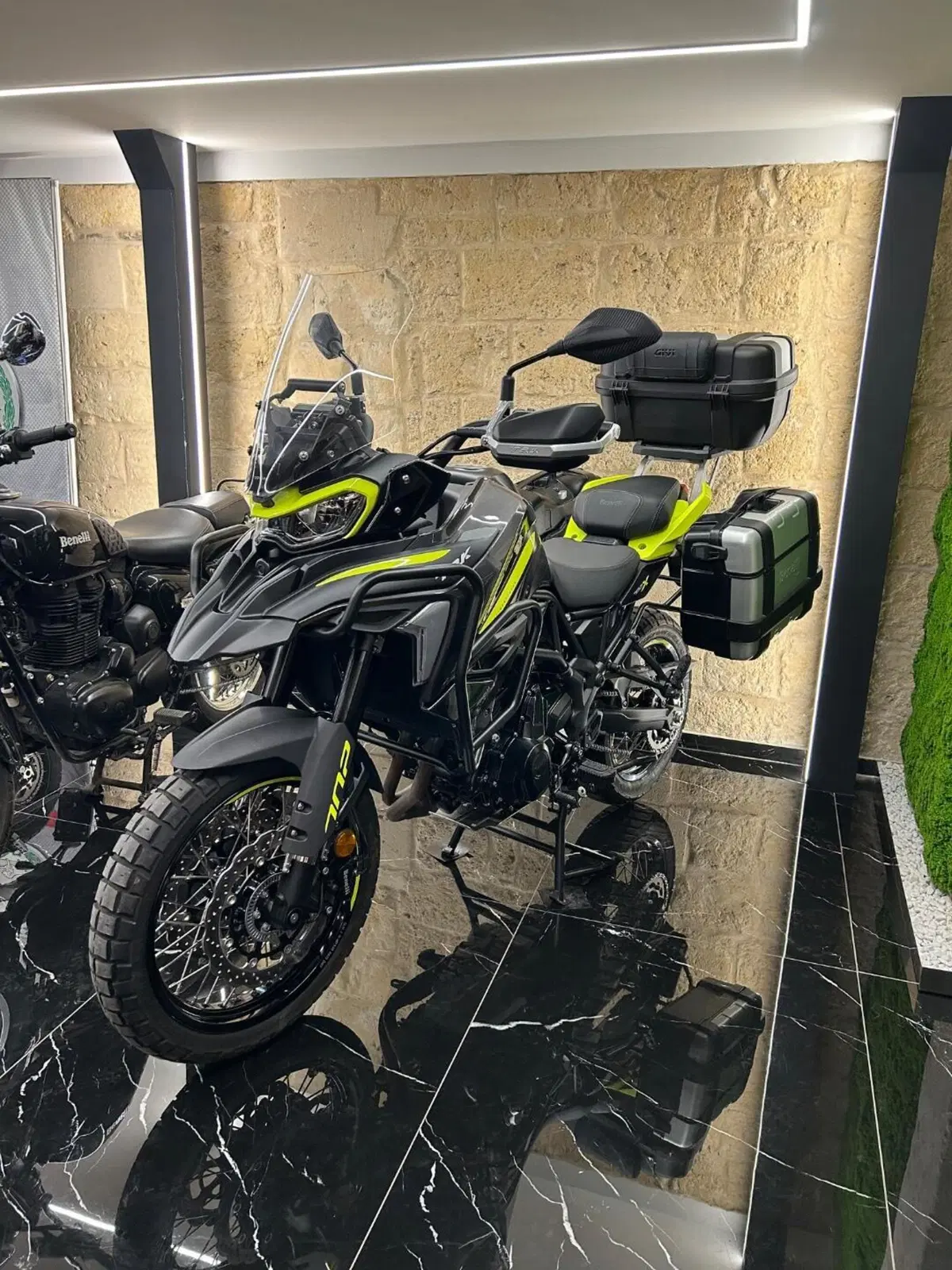 Benelli TRK 702X (2023 - 25)
