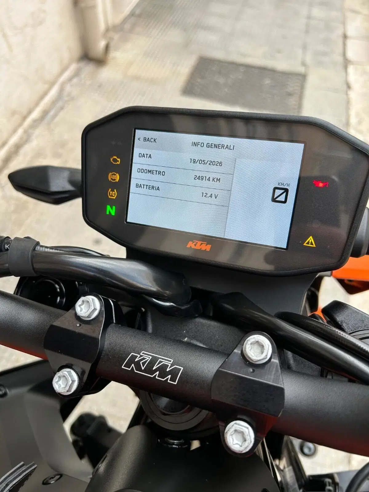 KTM 890 Duke (2021 - 23) (2)