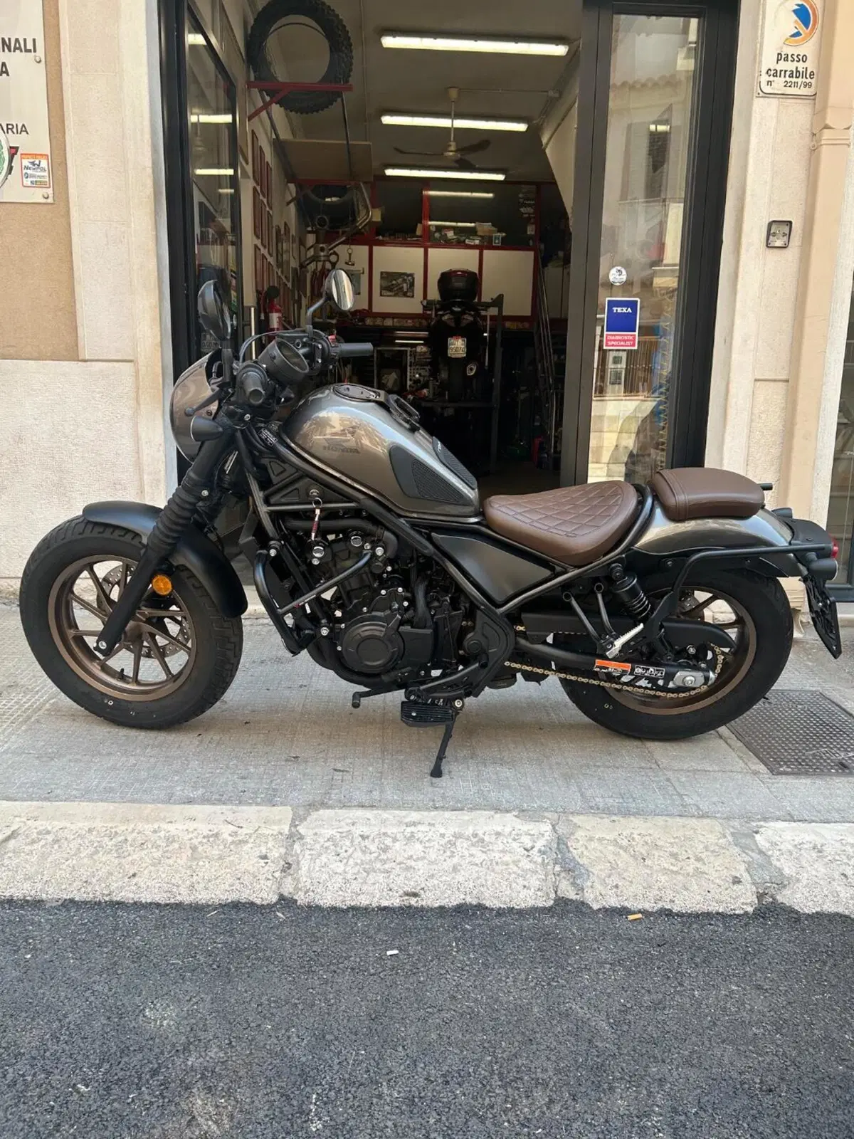Honda CMX 500 Rebel + Special Edition (2022 - 24) (2)