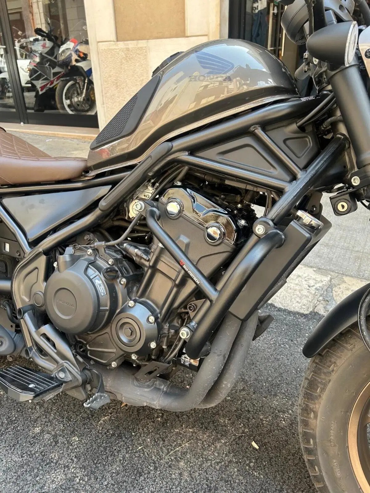 Honda CMX 500 Rebel + Special Edition (2022 - 24) (4)