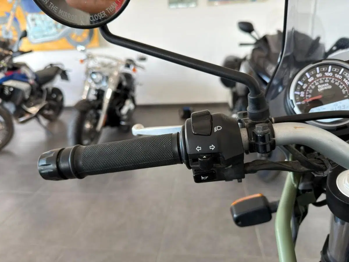Royal Enfield Himalayan 411 (2021 - 24) (5)