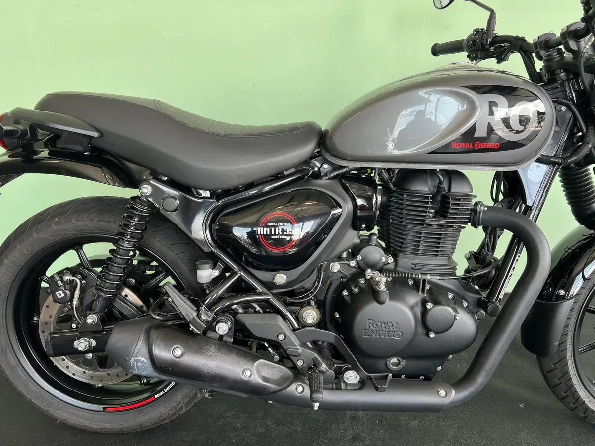 Royal Enfield HNTR 350 (2022 - 26) (10)