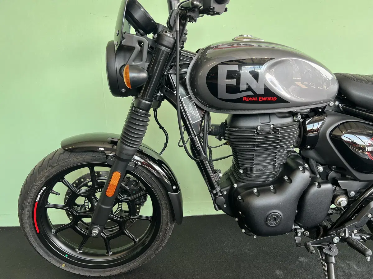 Royal Enfield HNTR 350 (2022 - 26) (14)