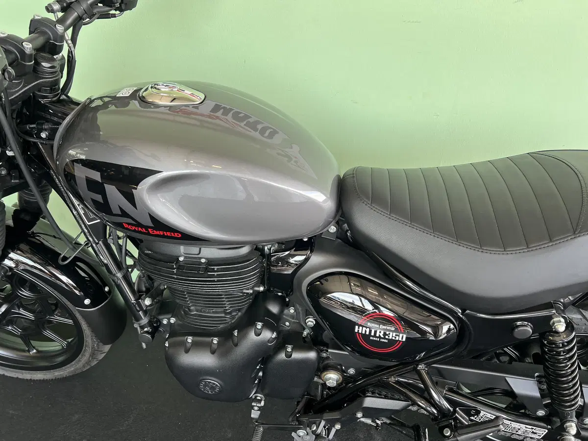 Royal Enfield HNTR 350 (2022 - 26) (16)