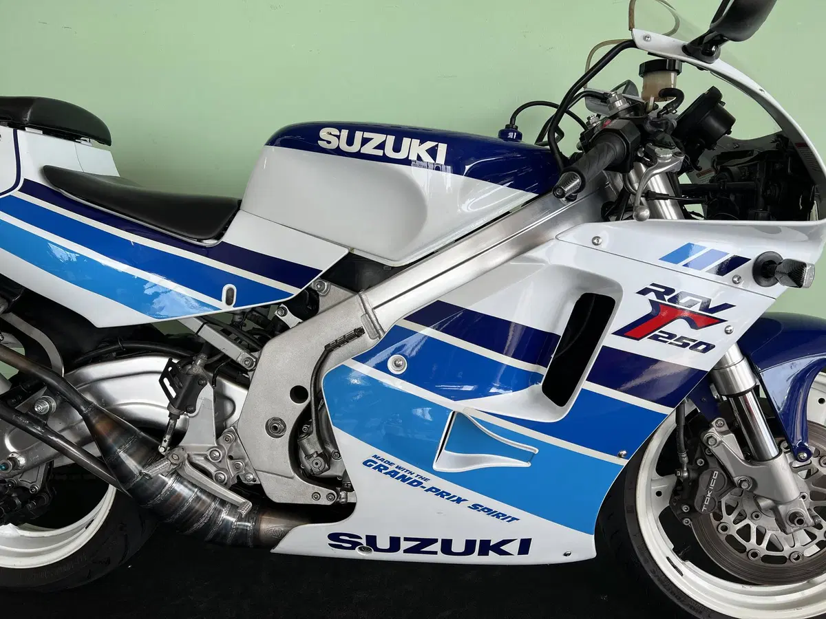 Suzuki RGV 250 (1989 - 97) (10)