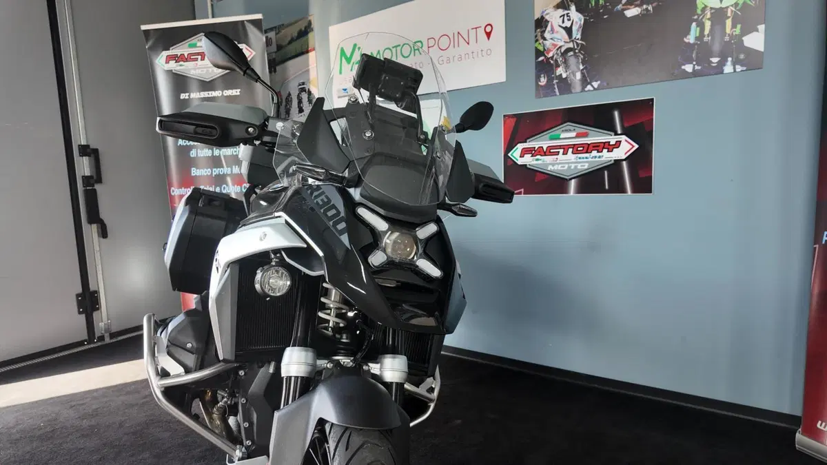 Bmw R 1300 GS Triple Black (2023 - 26) (4)