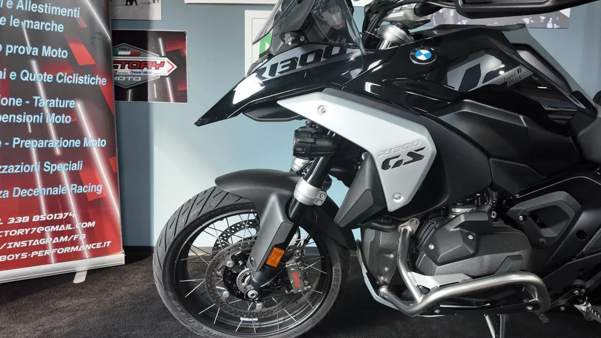 Bmw R 1300 GS Triple Black (2023 - 26) (7)