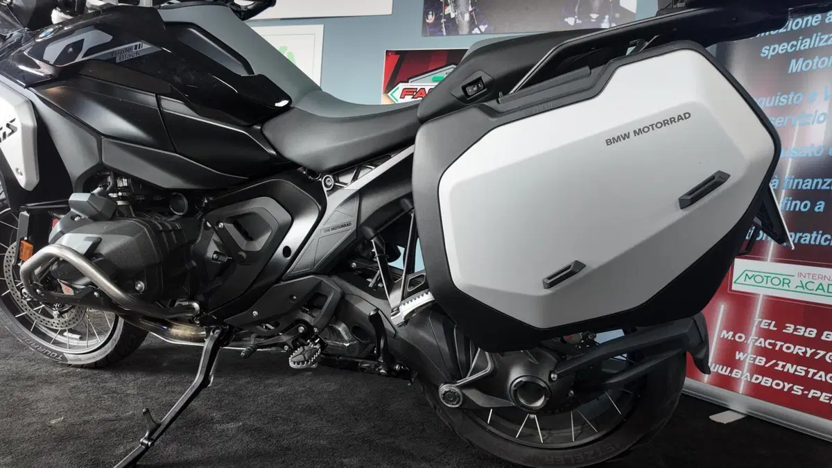 Bmw R 1300 GS Triple Black (2023 - 26) (13)