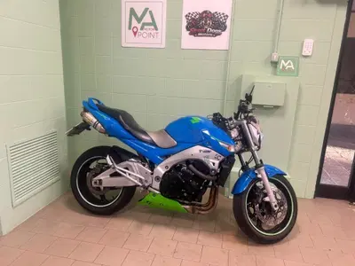 Suzuki GSR 600 (2006 - 11) usata