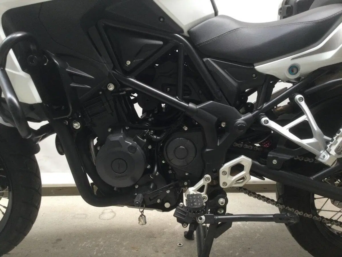 Benelli TRK 502 (2021 - 25) (11)