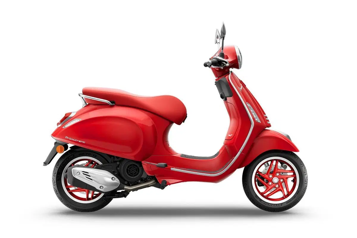 Vespa Primavera 125 RED (2025 - 26)