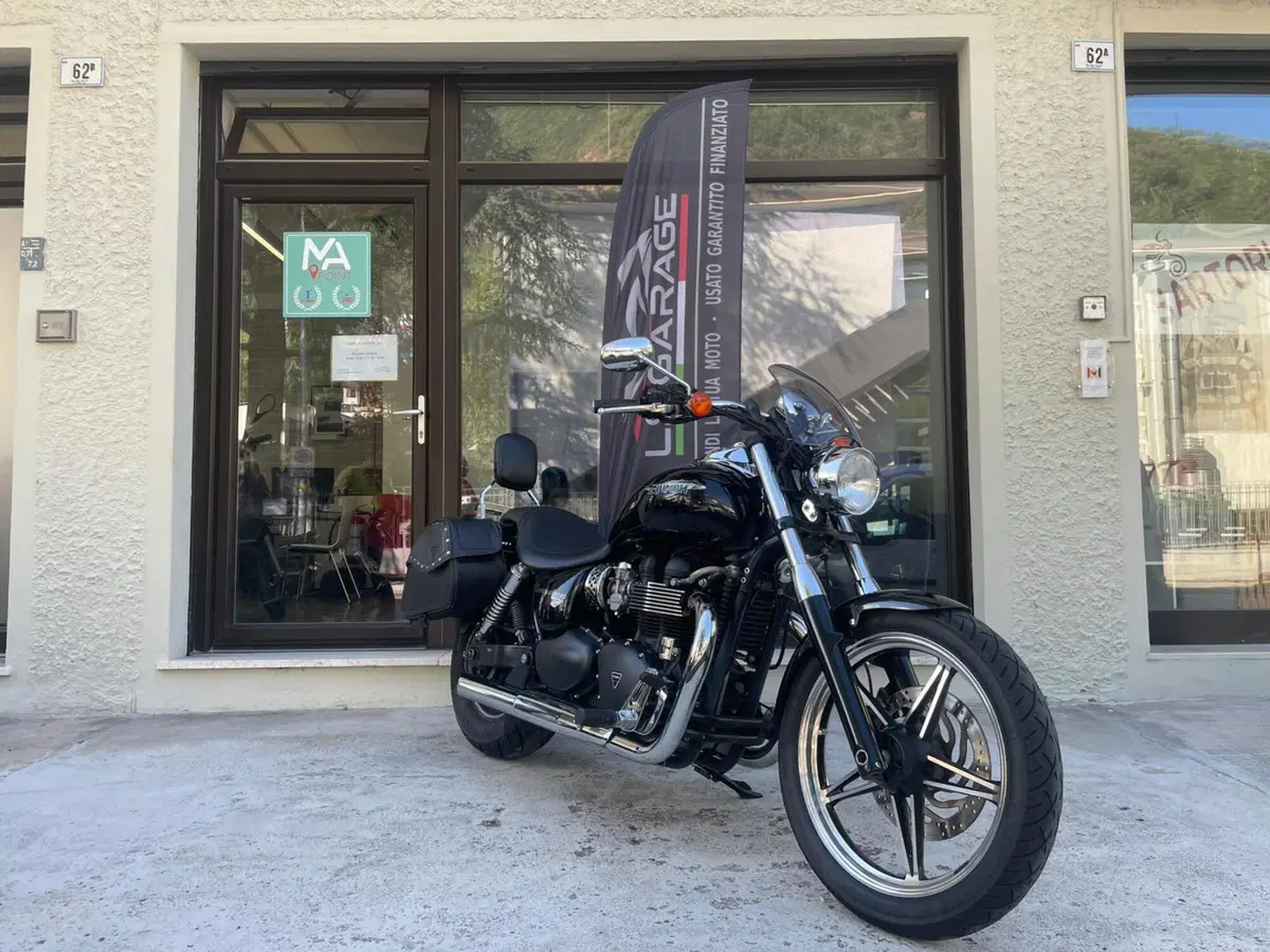 Triumph Speedmaster 865 (2010 - 17) (4)