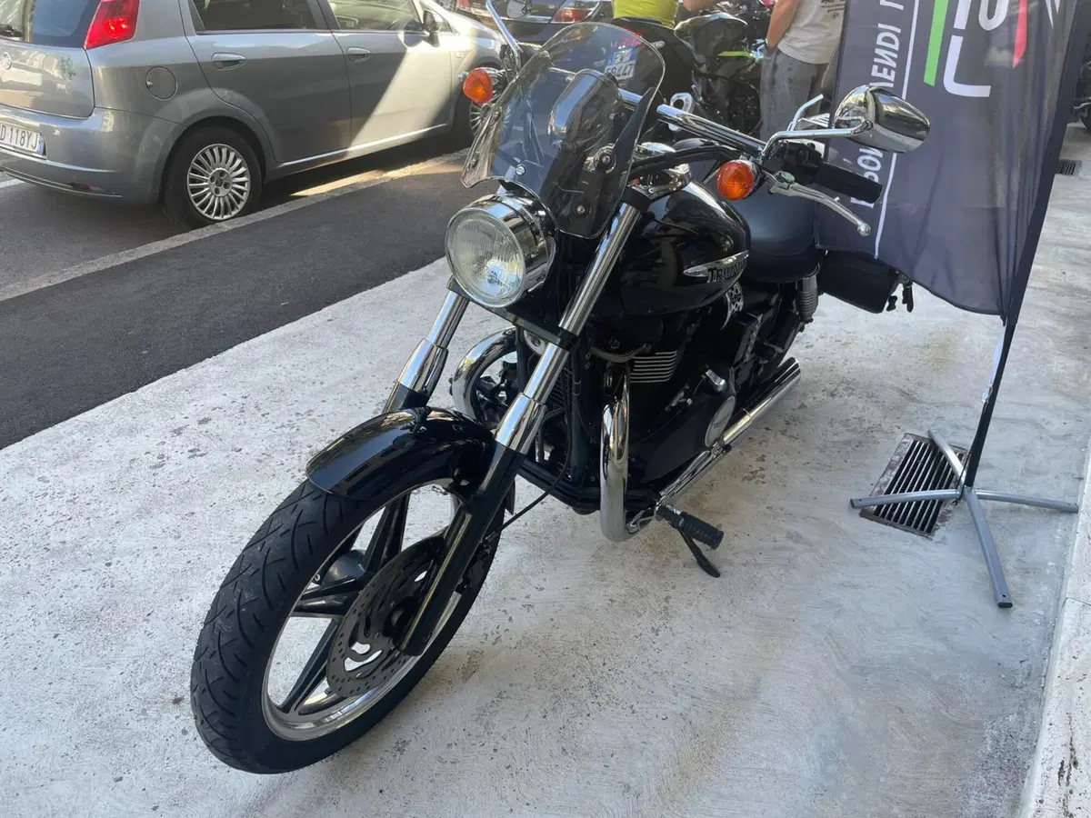 Triumph Speedmaster 865 (2010 - 17) (7)