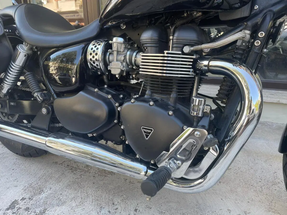 Triumph Speedmaster 865 (2010 - 17) (8)