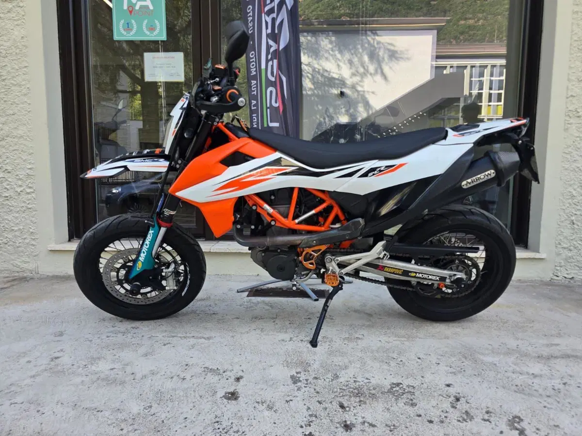 KTM 690 SMC R (2019 - 20) (2)