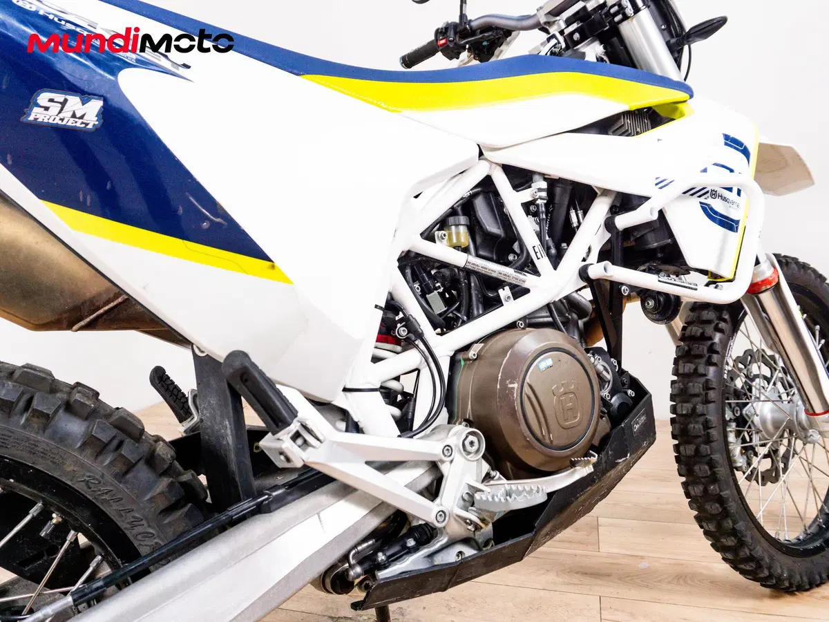 Husqvarna 701 Enduro (2016) (4)