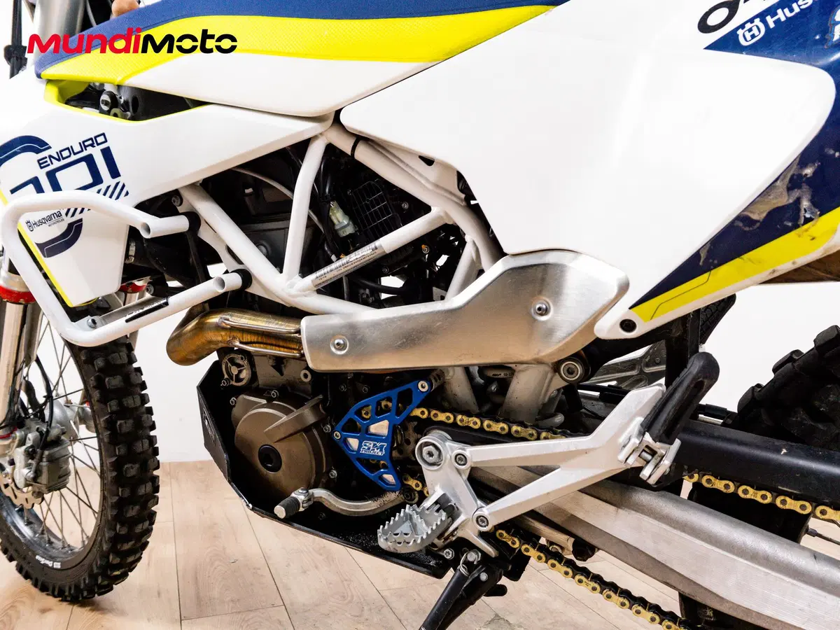Husqvarna 701 Enduro (2016) (10)