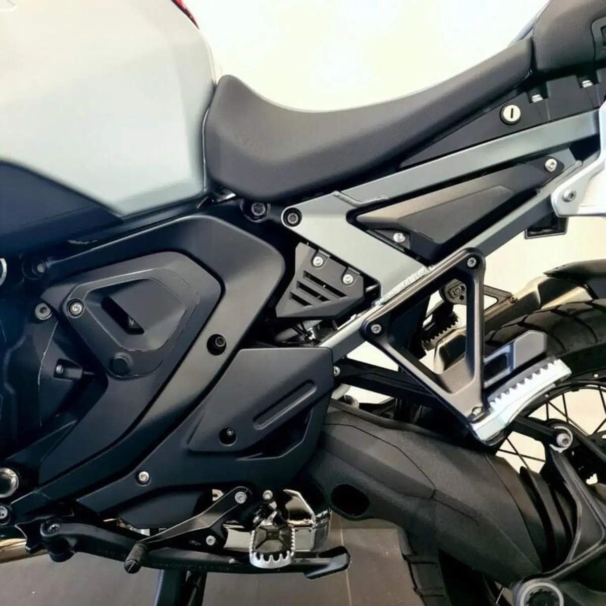 Bmw R 1300 GS Adventure (2025 - 26) (11)