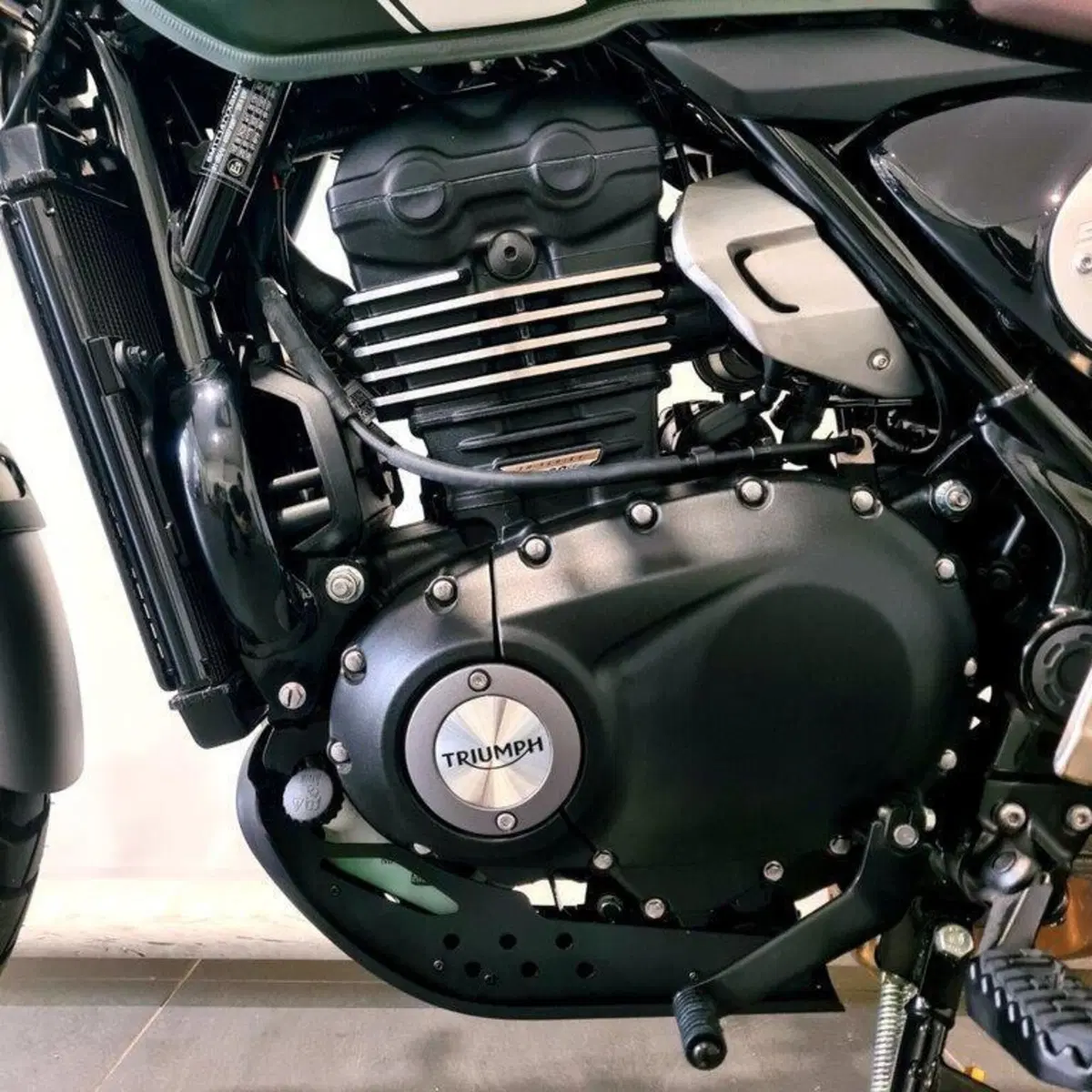Triumph Scrambler 400 X (2024 - 26) (10)