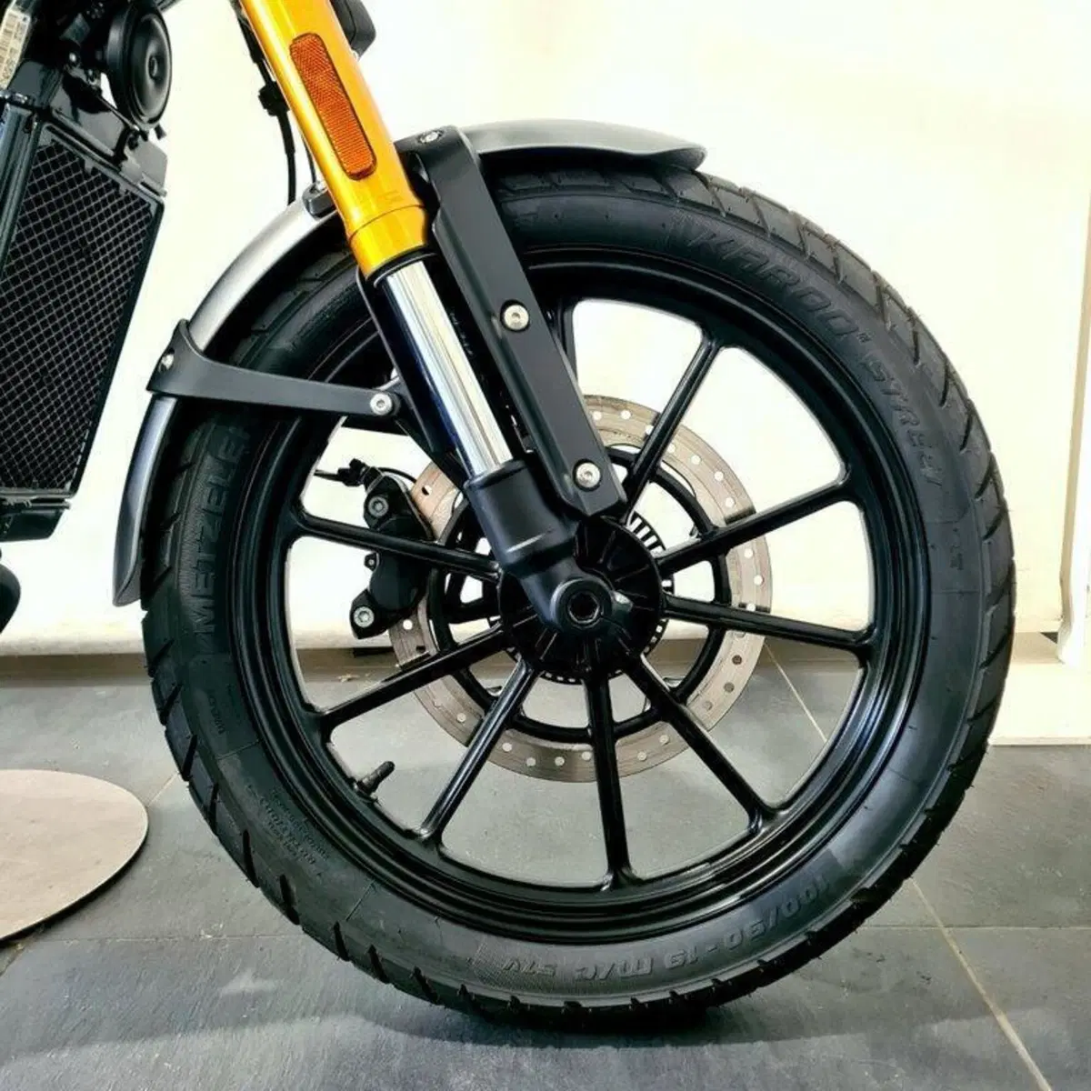 Triumph Scrambler 400 X (2024 - 26) (15)