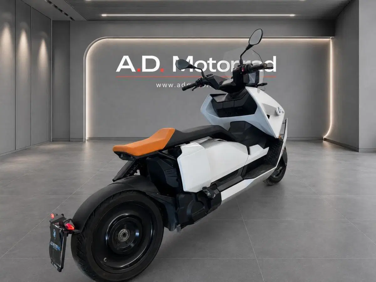 Bmw CE 04 (2021 - 25) (5)